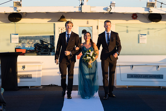 Wedding Photos Endless Dreams - City Experiences By Hornblower-348