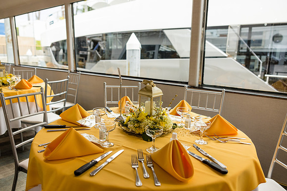 Endless Dreams Yacht - City Experiences By Hornblower-003
