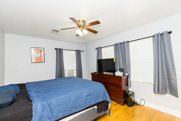 Real Estate Photographer Bellflower 10268 Muroc St-041