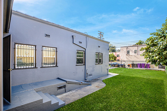 01 Commercial Real Esate Photographers Long Beach -  -4