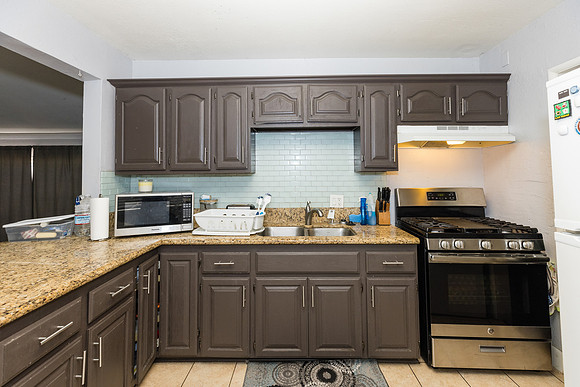 Real Estate Photographer Bellflower 10268 Muroc St-024