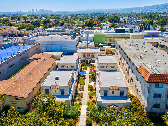 617 N Sycamore Ave Drone-004