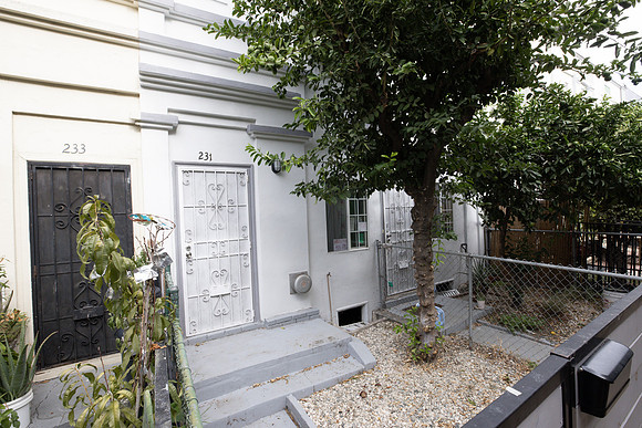 229 Columbia Pl Exterior-005