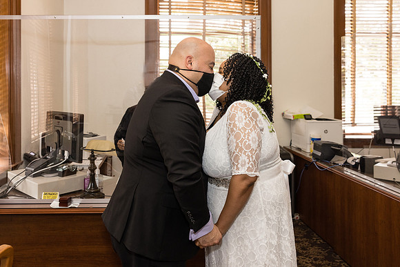 Old Orange County Courthouse Wedding Photos-016