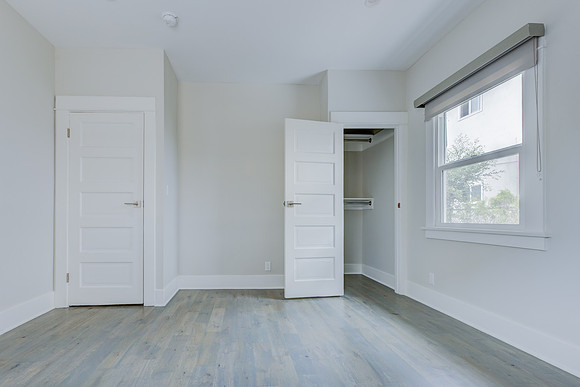 1503 3rd Ave-049