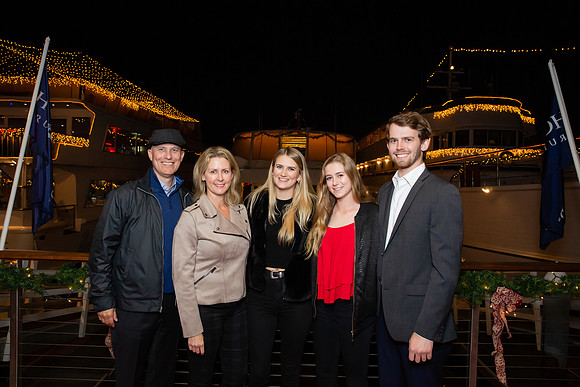 Holiday Party 2018-59