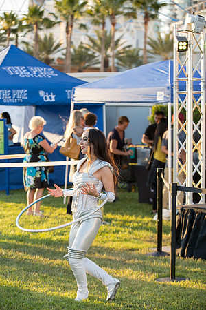 Light The Night Pike Outlets-17