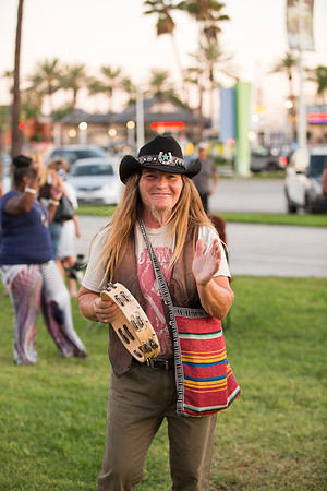 Light The Night Pike Outlets-84