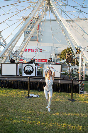 Light The Night Pike Outlets-21