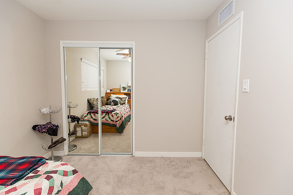14929 Kingsdale Ave-Real Estate Photographer Lawndale-33