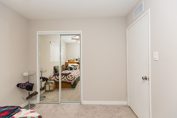 14929 Kingsdale Ave-Real Estate Photographer Lawndale-32