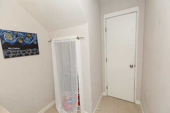 14929 Kingsdale Ave-Real Estate Photographer Lawndale-72
