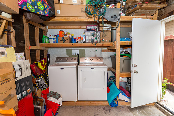 14929 Kingsdale Ave-Real Estate Photographer Lawndale-79