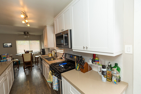 14929 Kingsdale Ave-Real Estate Photographer Lawndale-40