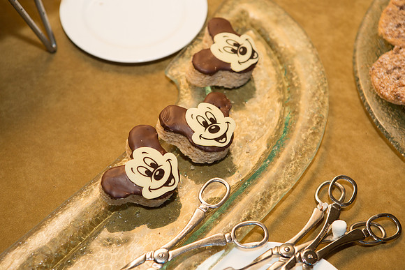 Disneyland Hotel-156