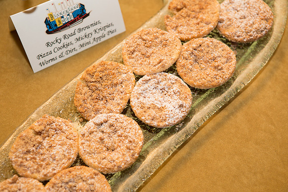Disneyland Hotel-157