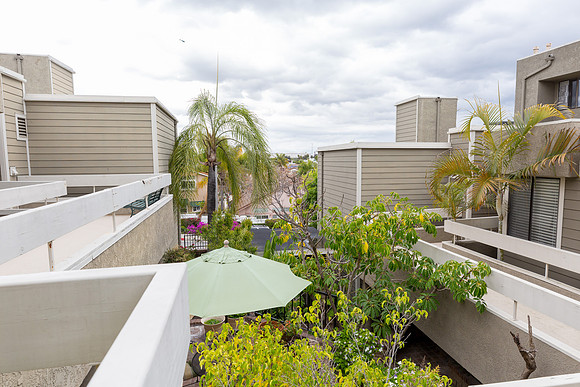 Real Estate Photographer Long Beach 1957 Temple Ave-159