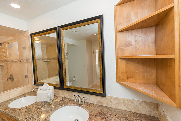 Real Estate Photographer Long Beach 1957 Temple Ave-89