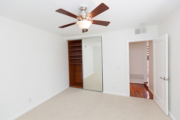 Real Estate Photographer Long Beach 1957 Temple Ave-132