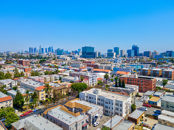 233 S Kenmore-016