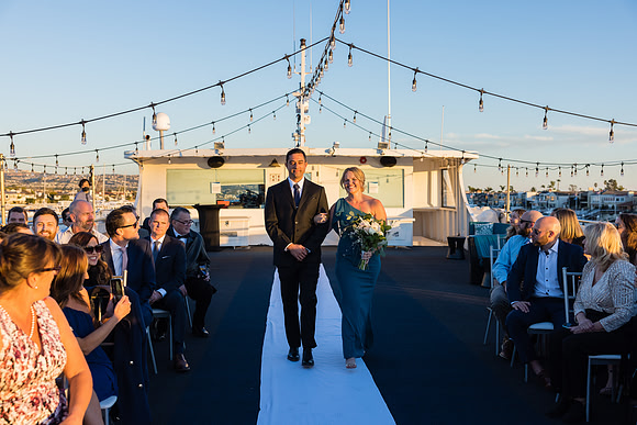 Wedding Photos Endless Dreams - City Experiences By Hornblower-320