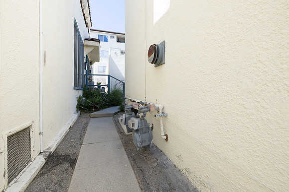 617 N Sycamore Ave Other-003