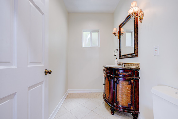 12219 Darlington Ave-Interior-033