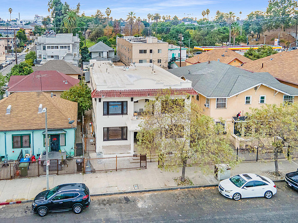 2028 E 3rd St Los Angeles Drone Edit-003