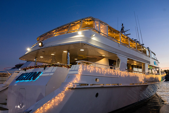 Newport Beach Lights Parade-007