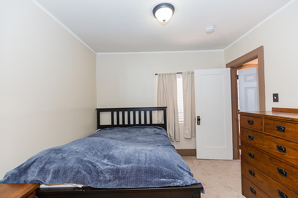 2923 Brighton Ave-16