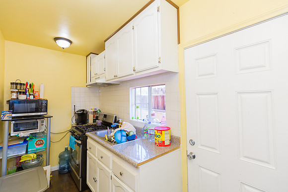 2923 Brighton Ave-39