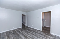 1095 Cherry - Long Beach Real Estate Photographer-17