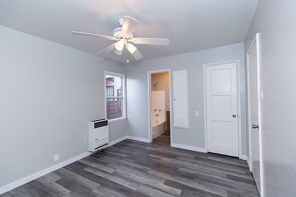 1095 Cherry - Long Beach Real Estate Photographer-53