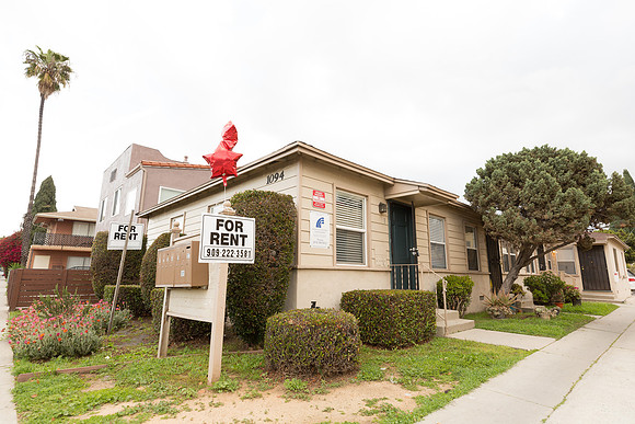 1095 Cherry - Long Beach Real Estate Photographer-11