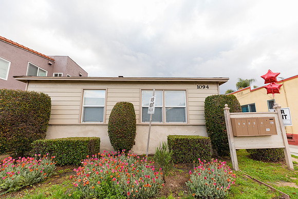 1095 Cherry - Long Beach Real Estate Photographer-6