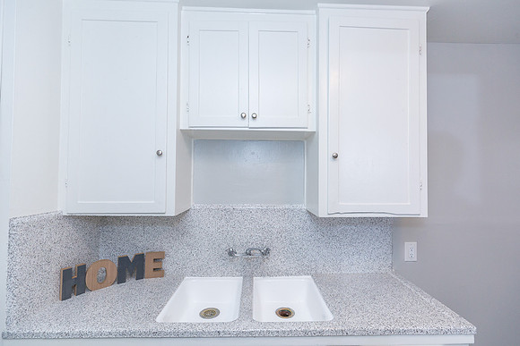 1095 Cherry - Long Beach Real Estate Photographer-21