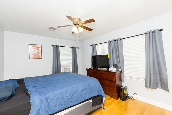 Real Estate Photographer Bellflower 10268 Muroc St-042