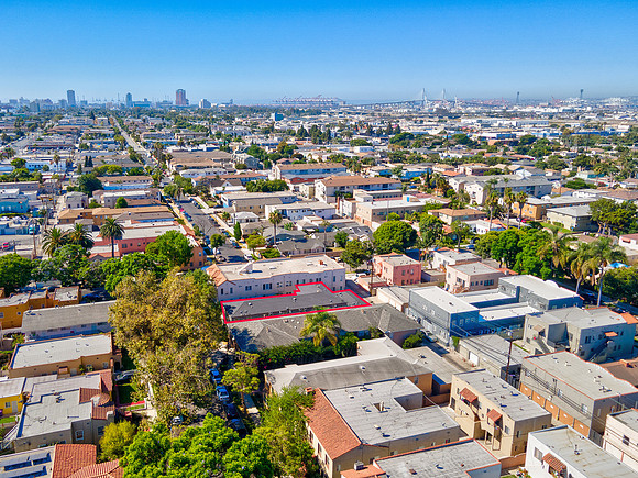 2011 Cedar Ave Long Beach Drone-022