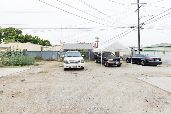 8715 Hooper Ave--023