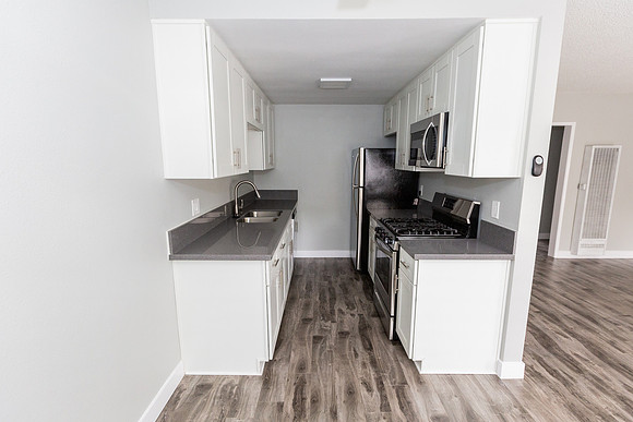 1106 Pacific Ave-48