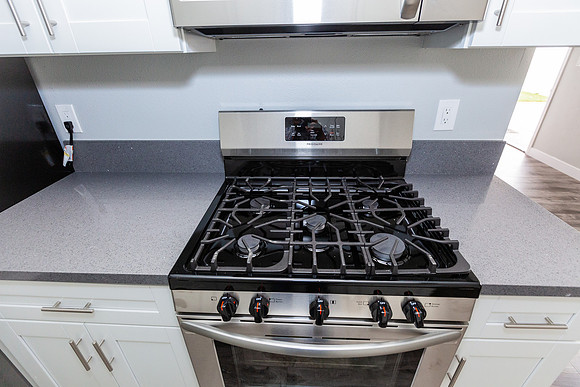 1106 Pacific Ave-54
