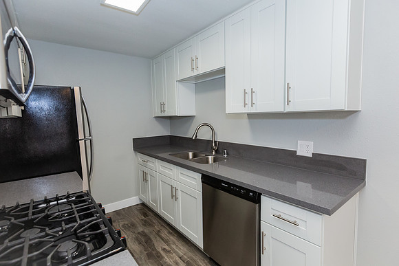 1106 Pacific Ave-92