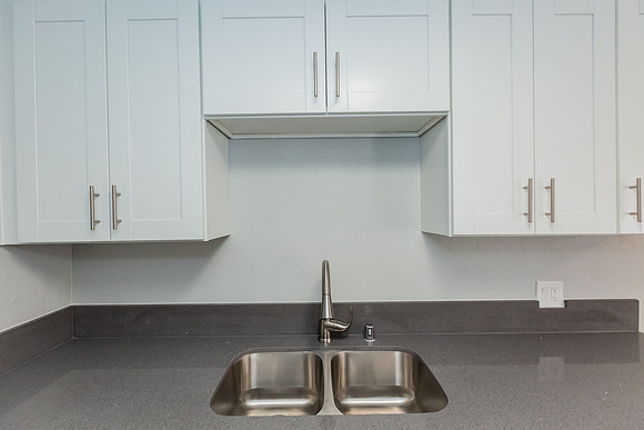 1106 Pacific Ave-100
