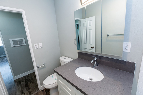 1106 Pacific Ave-117