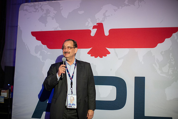 APL Long Beach -215
