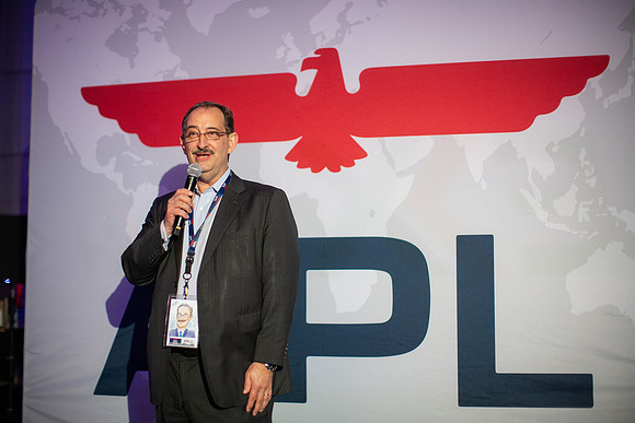 APL Long Beach -216
