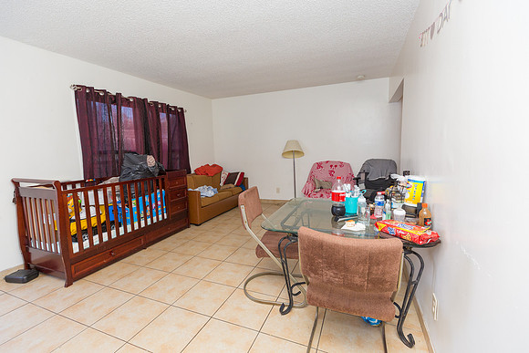 9623 San Miguel - Real Estate Photographer South Gate-31