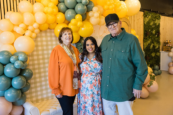 Two Sweet Ethridge Twins - Aria Event Space Cypress Ca-019