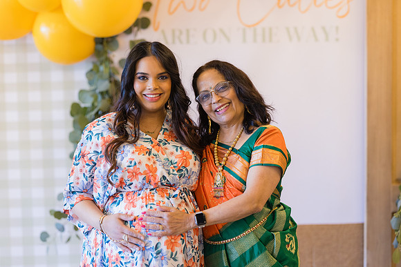 Two Sweet Ethridge Twins - Aria Event Space Cypress Ca-023
