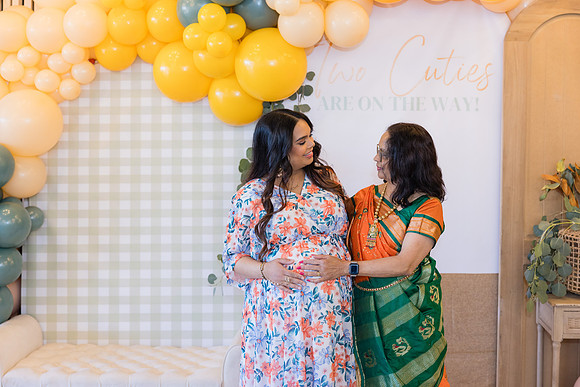 Two Sweet Ethridge Twins - Aria Event Space Cypress Ca-027